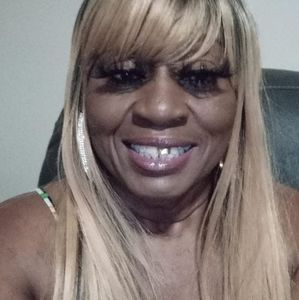 Meet your Posher, Diamond evelyn